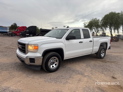 2015 GMC Sierra 1500 4x2 Crew Cab Pickup