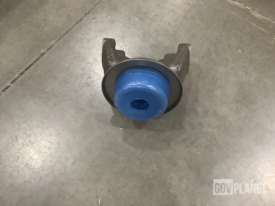 (10) Dana 6.5-4-4401X Universal Joint Yokes