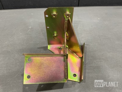 (26) 12313988 Filter Mounting Brackets