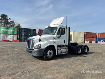 2018 Freightliner Cascadia 125 6x4 T/A Day Cab Truck Tractor