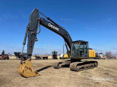2008 John Deere 240D LC Pelle Hydraulique sur Chenilles