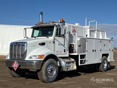 2010 Peterbilt 340 3580 L 4x2 燃料および潤滑油トラック