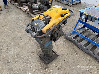 Wacker Neuson BS60-4 Ubijak podnośnikowy