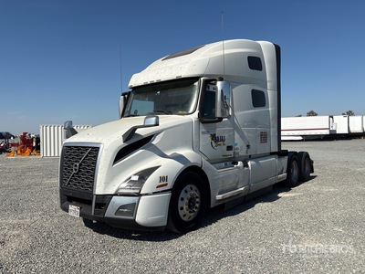 2023 Volvo VNL760 6x4 Cabeza Tractora Cabina Dormitorio