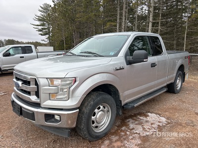 2017 Ford F-150 XLT 4x4 Extended Cab بيك اب (Inoperable)