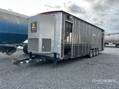 2010 TGR 10T AC COOLING 30 ft Tri/A Specialty Trailer