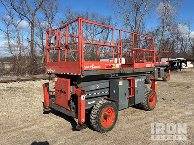 2018 Skyjack SJ8831 RT 4x4 Diesel Scissor Lift