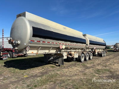 2005 Advance 8454 gal Super B-Train Lead Tanker Trailer