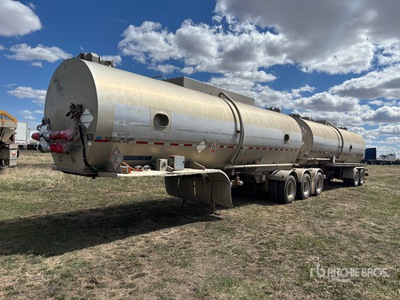 2009 Heil 7900 gal Super B-Train Lead Tanker Trailer