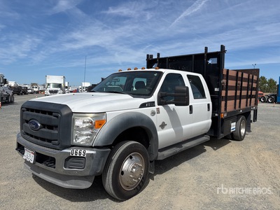 2013 Ford F-550 4x2 Flatbed Truck