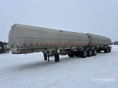 2006 Advance 3170 gal Super B-Train مقطورة صهاريج