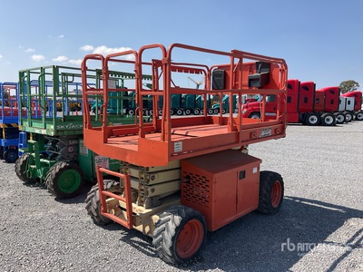 2002 JLG 260MRT 4x4 Gasoline Elevador de Tijera / Scissor Lift