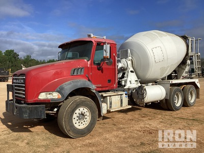 2015 Mack GU813 6x4 Mixer Truck