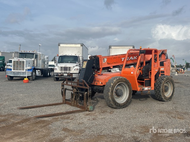 2018 JLG 8042 Telehandler