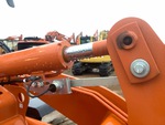 Hydraulics with Bucket Tilt Cylinders