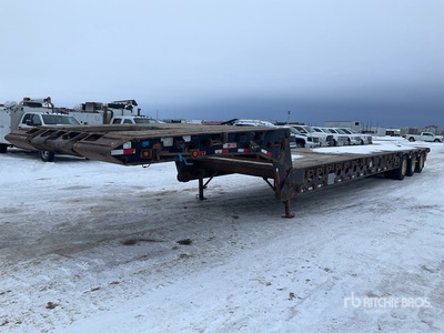 2008 Doepker 53 ft Tri/A Folding Neck Trailer