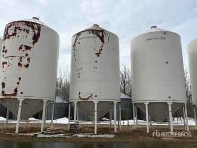 Grain Max GM4000C +/- 4000 bu Hopper Getreidebehälter
