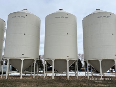 Grain Max GM4000C +/- 4000 bu Hopper Getreidebehälter