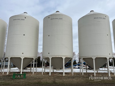 Grain Max GM4000C +/- 4000 bu Hopper Getreidebehälter