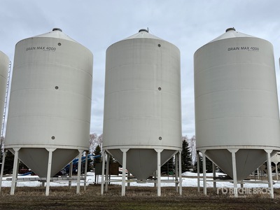 Grain Max GM4000C +/- 4000 bu Hopper Getreidebehälter