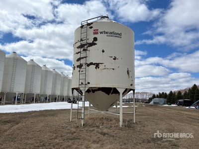 Wheatland +/- 2150 bu Hopper Getreidebehälter
