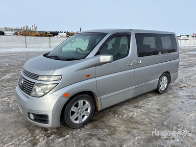 2002 Nissan Right Hand Drive Minicamioneta