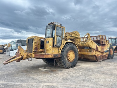 1977 Cat 637D Grattoir à moteur (Inoperable)