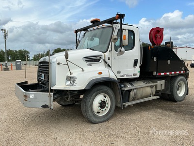 2017 Freightliner 114SD 4x2 Mobilheimtransport-Lkw