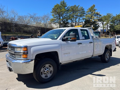 2016 Chevrolet 2500HD 4x4 Crew Cab Pickup