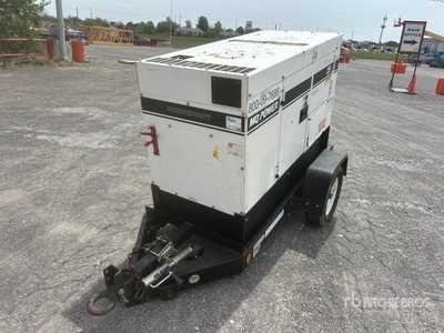 Whisperwatt DCA25SSIU4F 25 kW Mobile Generator Set