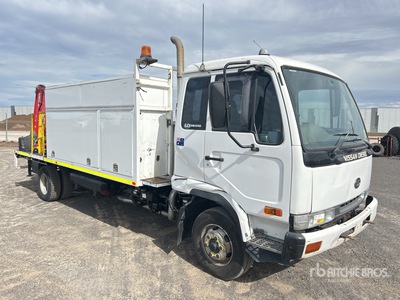 2005 Nissan UD MK240 4x2 Extended Cab Service Truck
