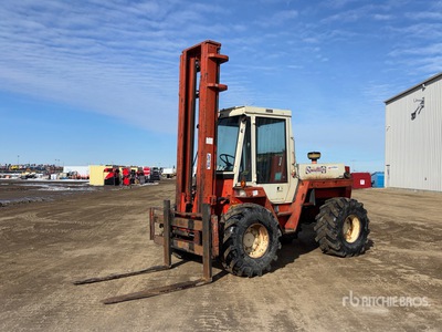 1983 Manitou 4RE40 8000 lb Chariot élévateur tout terrain