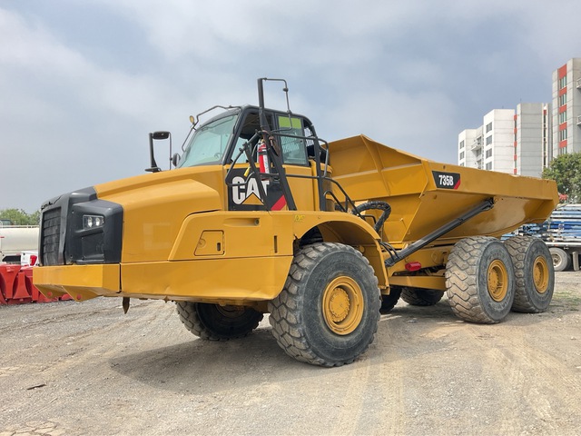 2012 Cat 735B Articulated Dump Truck