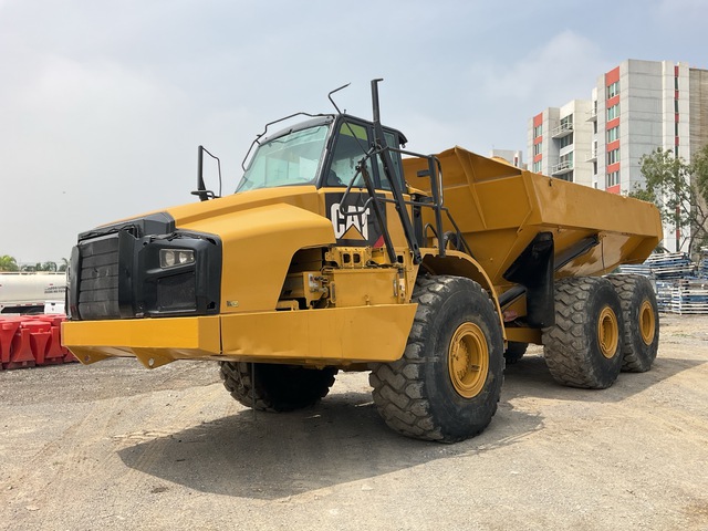 2011 Cat 740B Articulated Dump Truck