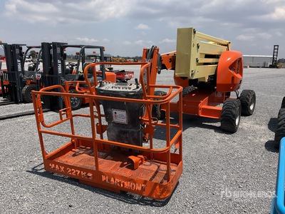 2015 JLG 450AJ Series II 4WD Diesel Elevador Articulado (INOPERABLE) / Articulating Boom Lift (Inoperable)