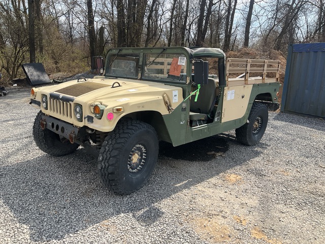 2007 AM General M1097R1 HMMWV 2 Door Soft Top w/Truck Body