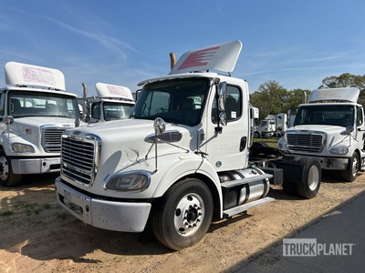 2016 Freightliner M2112 4x2 Cabina per trattore stradale 2 assi