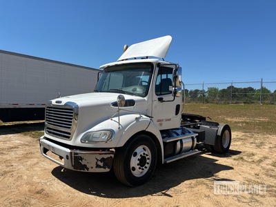 2016 Freightliner M2112 Cabina per trattore stradale 2 assi