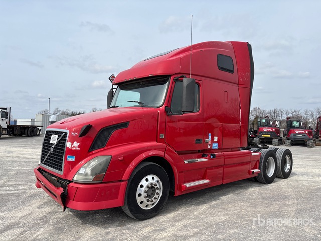 2012 Volvo Vnl 2012 Volvo Vnl 6X4 T/A Sleeper Truck Tractor (Inoperable)