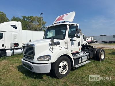 2016 Freightliner M2112 4x2 Cabina per trattore stradale 2 assi