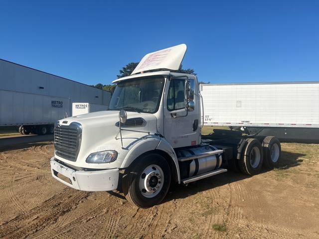 2016 Freightliner M2112 6x4 T/A Day Cab Truck Tractor
