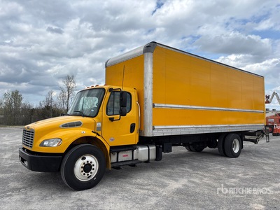 2018 Freightliner M2 106 4x2 Camion fourgon