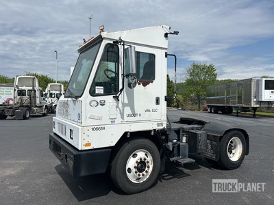 2010 Kalmar 4x2 Spotter Truck
