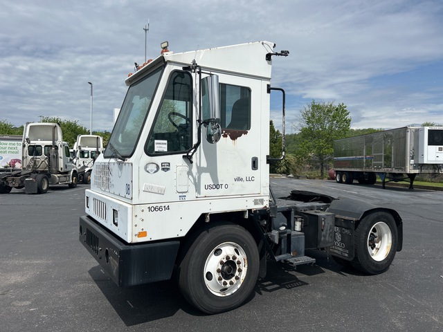 2010 Kalmar Ottawa 4x2 Spotter Truck 2010 Kalmar Ottawa 4x2 Spotter Truck