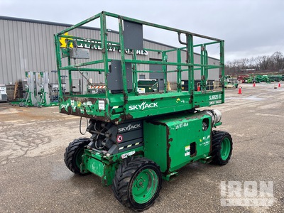 2016 Skyjack SJ6826 RT Dual Fuel 4x4 Scissor Lift