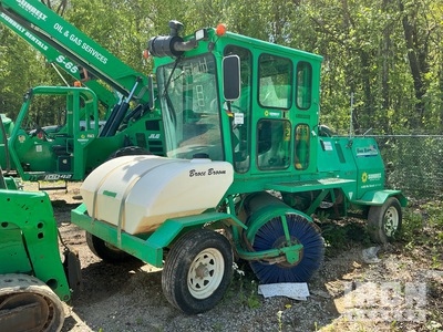 2018 Broce RCT350 Self-Propelled Broom