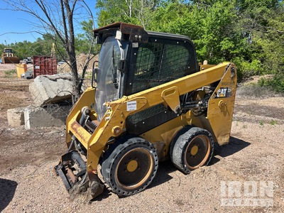 2018 Cat 226D Mini pala