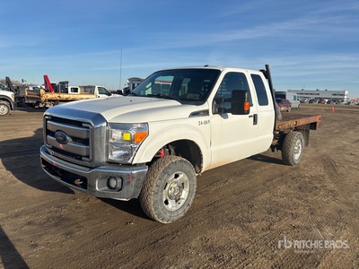 2012 Ford F-350 XLT 4x4 Extended Cab Flatbed Truck