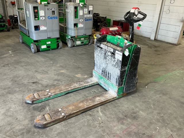 2019 Yale MPB045VGN24T2646 4510 lb Electric Pallet Jack
