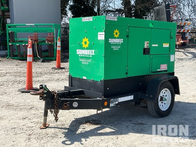 2016 Multiquip Whisperwatt DCA-25SSIU4F 25 kVA Mobile Generator Set